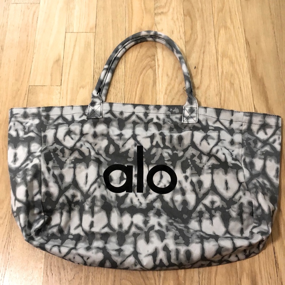 Alo Yoga Tie dye Tote